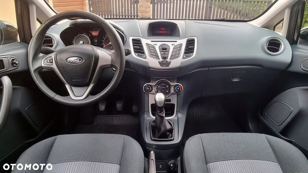 Ford Fiesta - 13