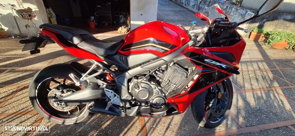 Honda CBR - 4