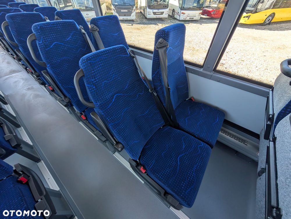 Iveco Crossway - 25