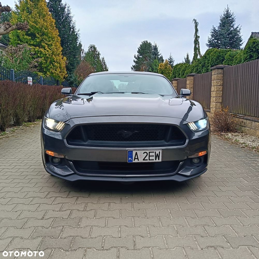 Ford Mustang - 1