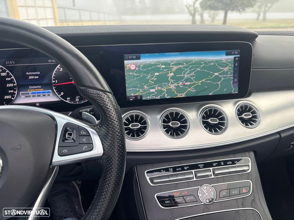 Mercedes-Benz E 220 d AMG Line - 16