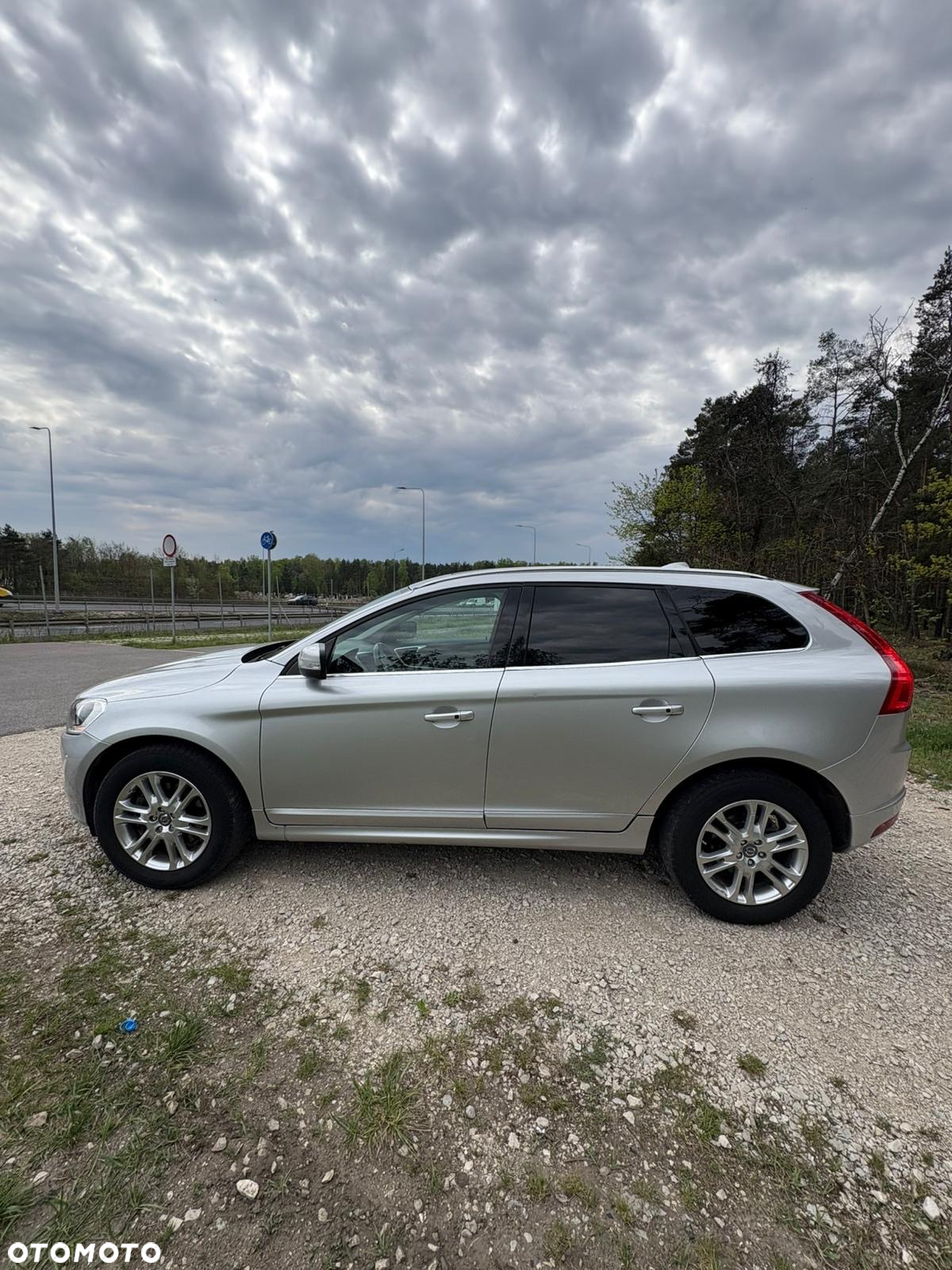 Volvo XC 60 - 2