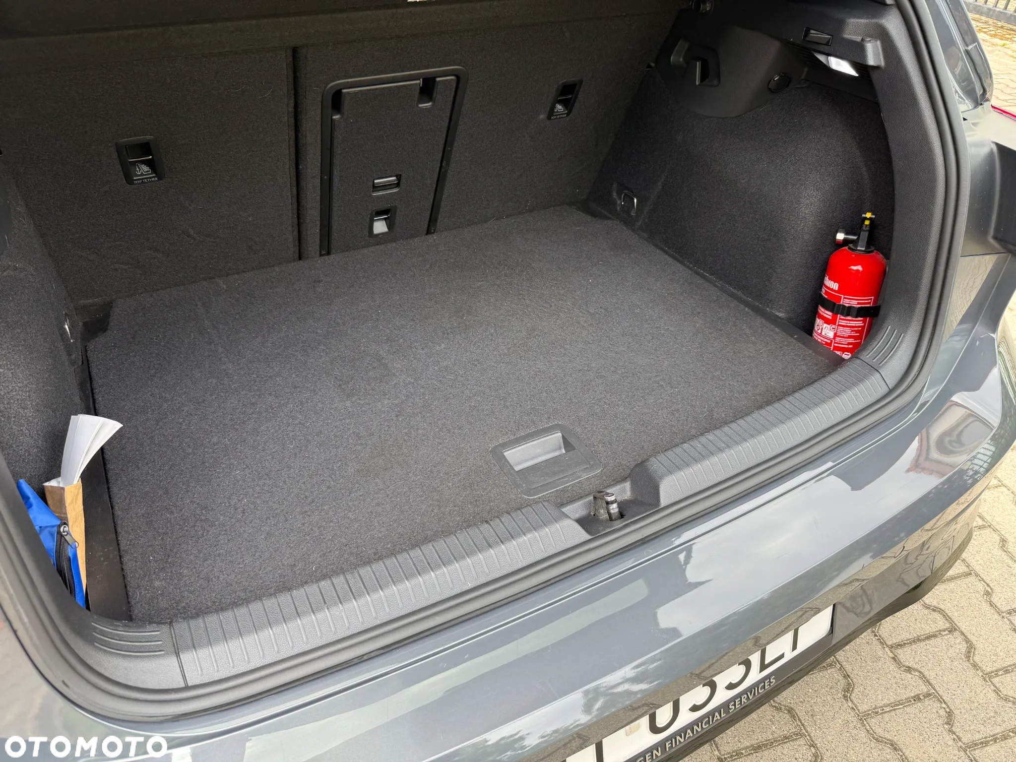 Volkswagen Golf VIII 2.0 TDI R-Line DSG - 27