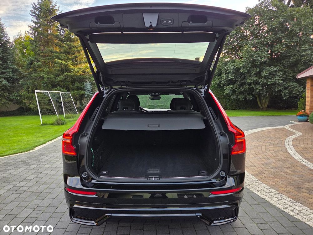 Volvo XC 60 B4 D AWD Ultimate Bright - 16