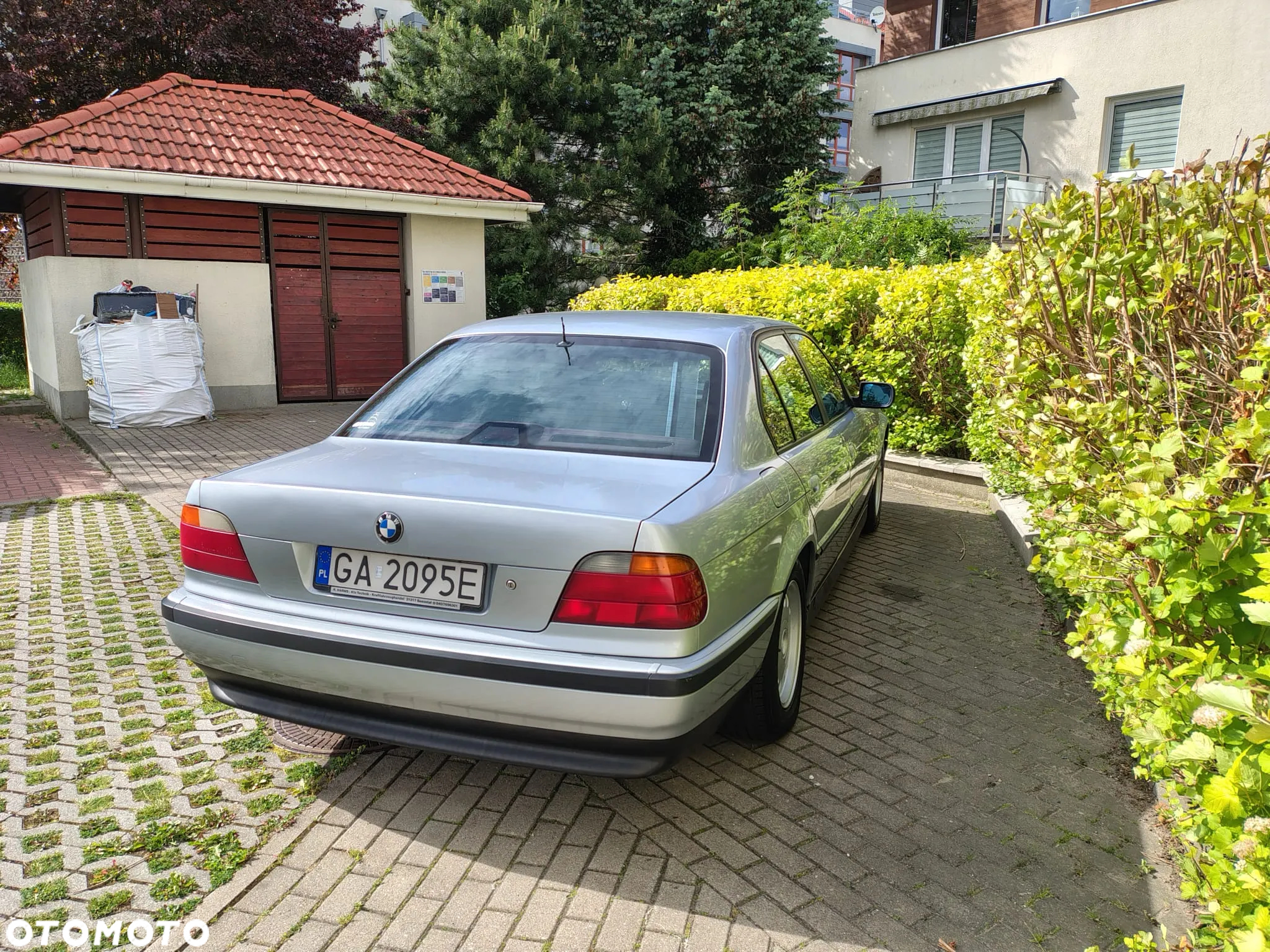 BMW Seria 7 740i - 4