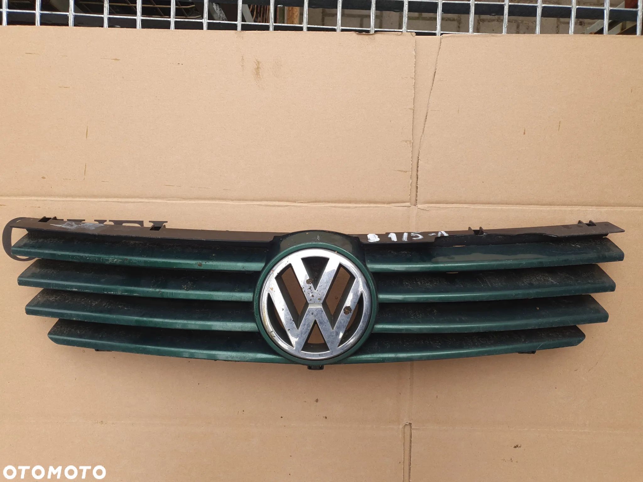 ATRAPA GRIL GRILL VOLKSWAGEN BORA ZIELONY - 1