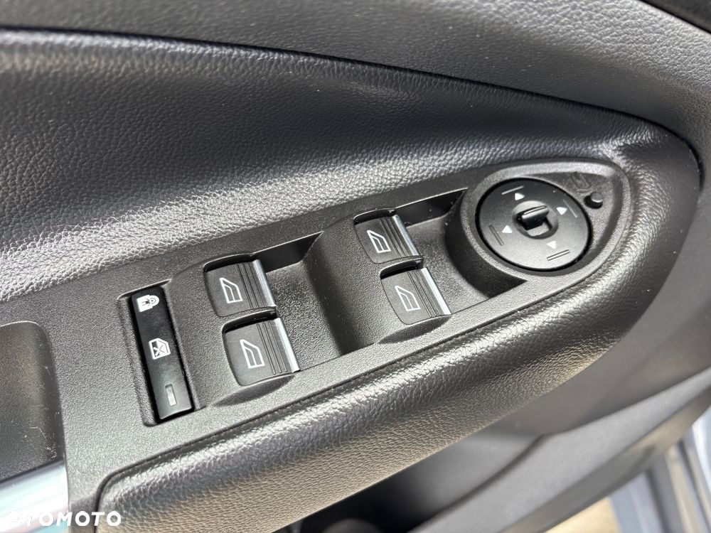 Ford Kuga 1.5 EcoBoost FWD ST-Line - 18