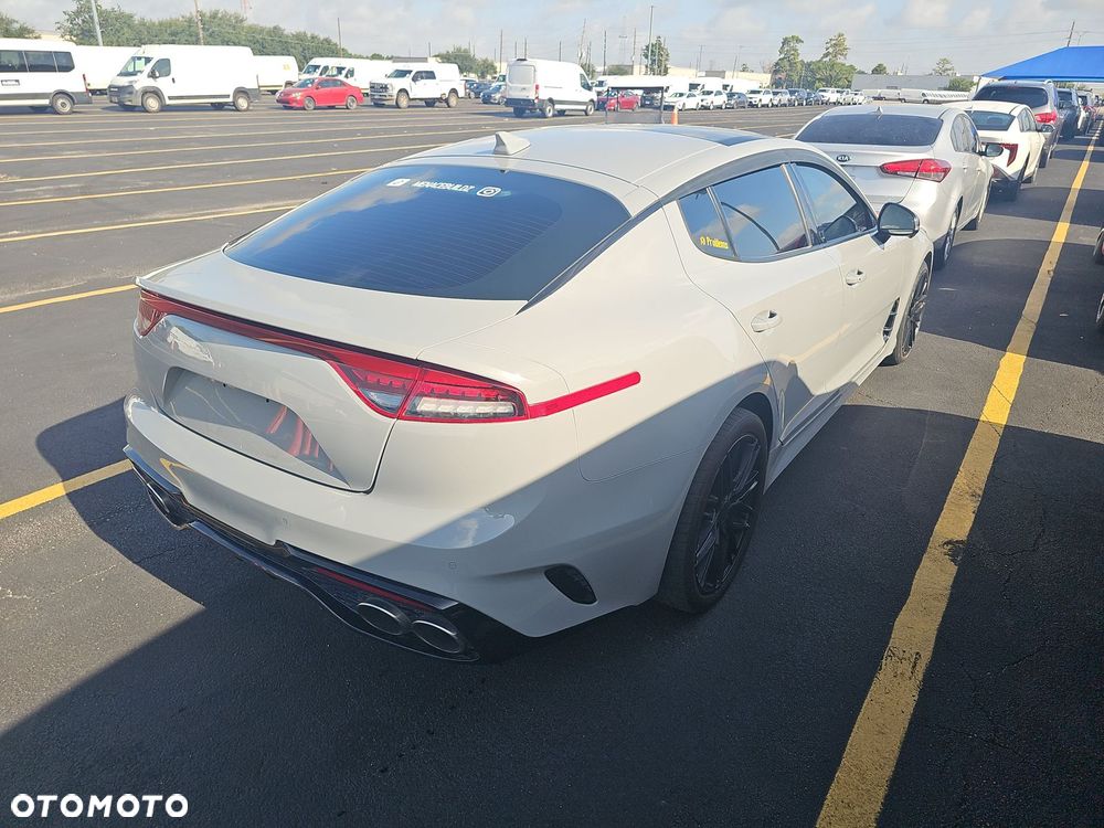Kia Stinger 3.3 T-GDI V6 GT AWD - 4