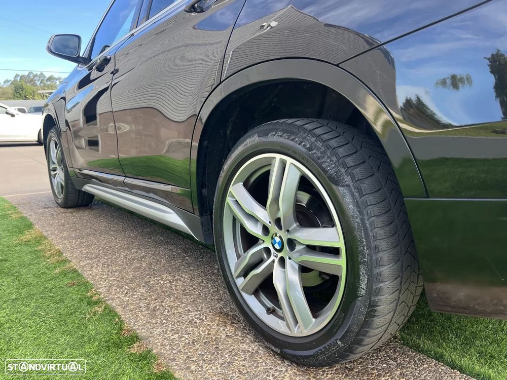 BMW X1 18 d sDrive Auto Line Sport - 18