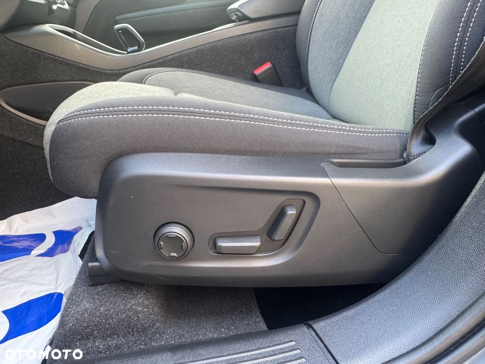 Volvo XC 40 B3 Core - 14