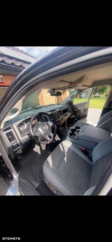 Dodge RAM 5.7 4x4 - 8