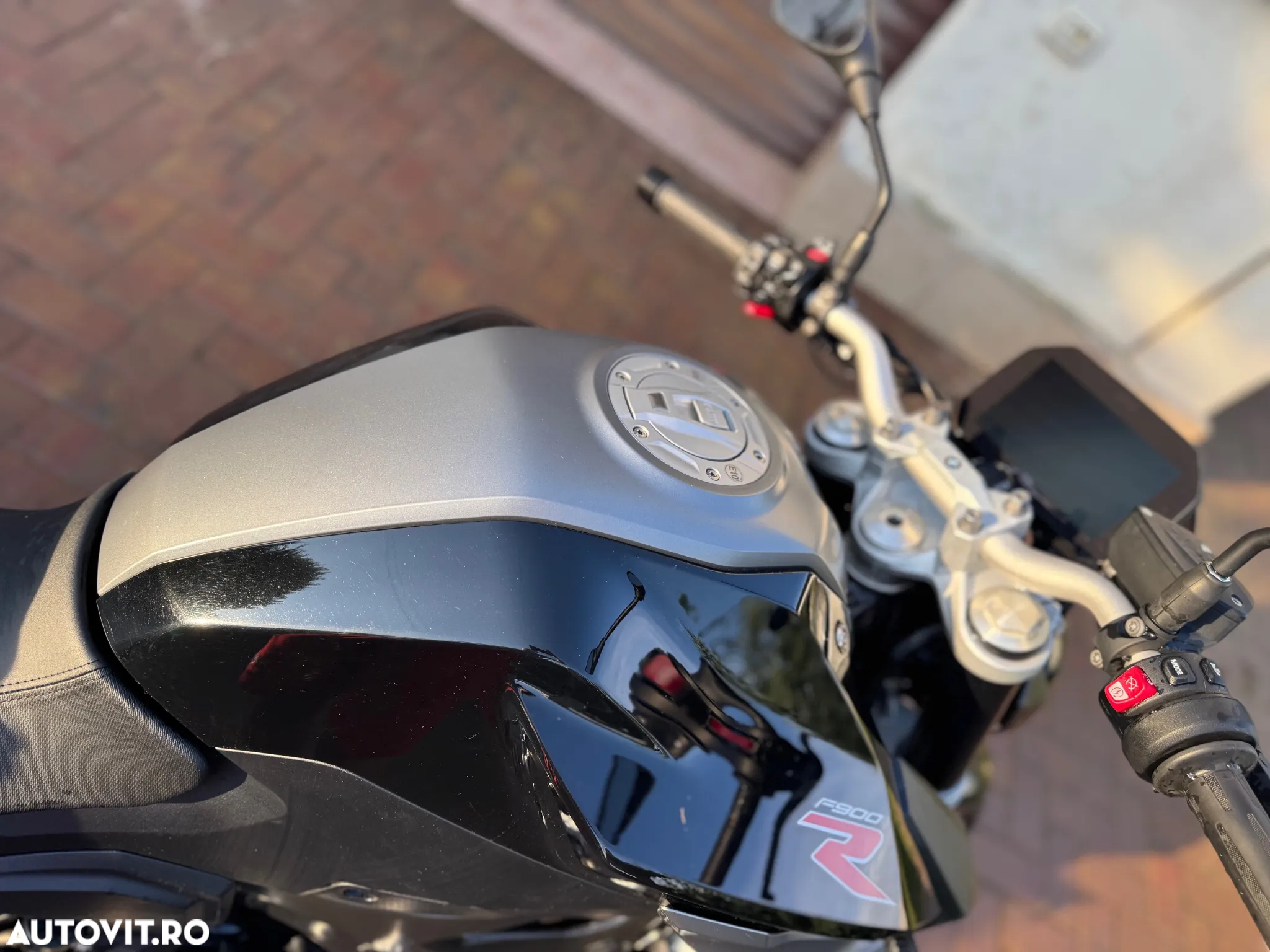 BMW F900R - 2
