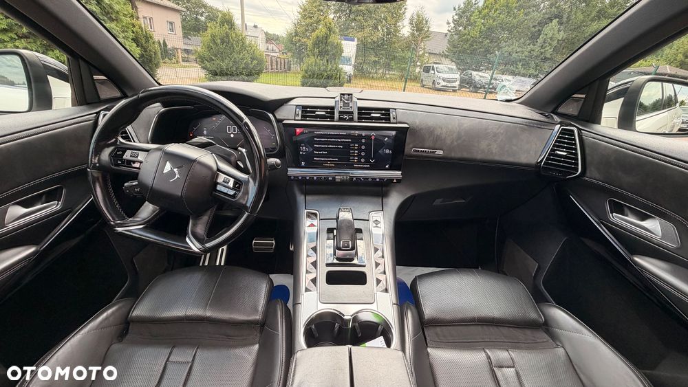 DS Automobiles DS 7 Crossback - 11