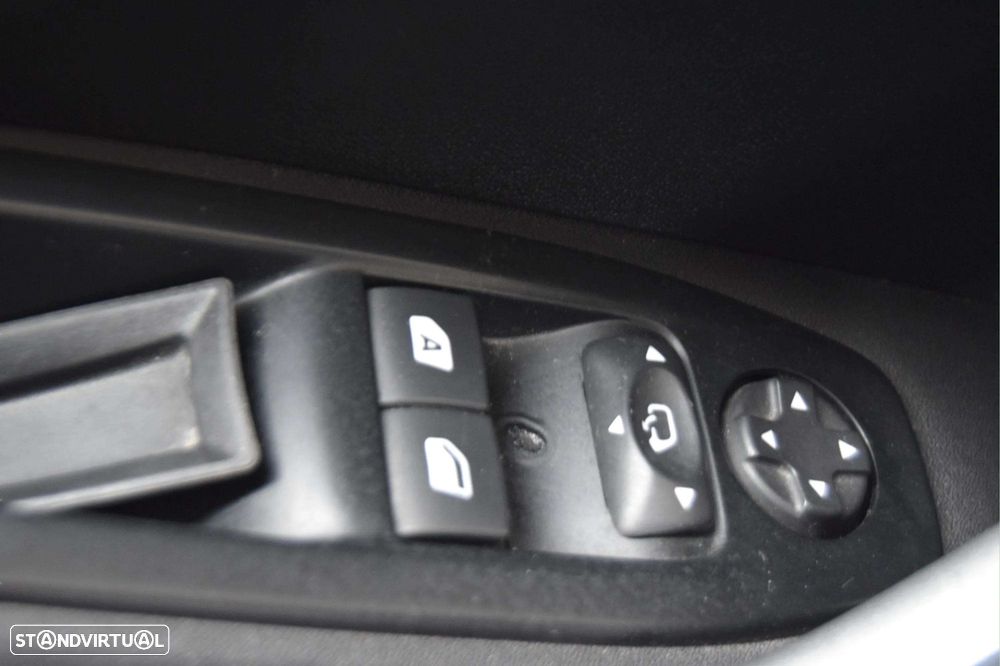 Peugeot 208 155 THP Allure - 16