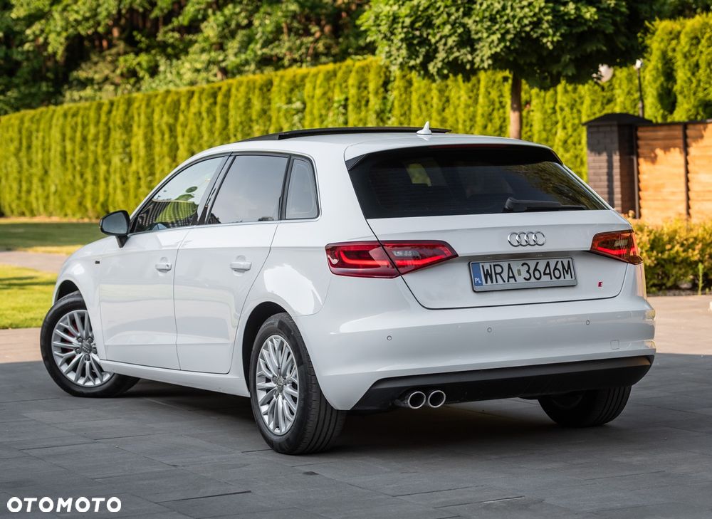 Audi A3 Sportback 2.0 TDI (clean diesel) S line Sportpaket - 22