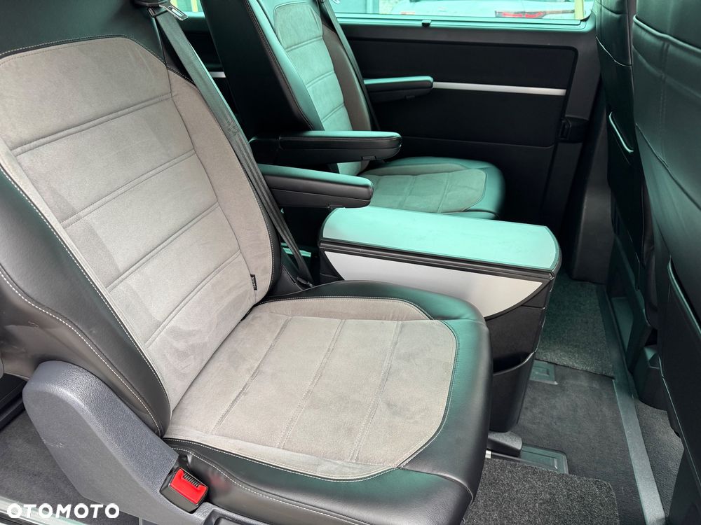 Volkswagen Multivan 2.0 TDI L1 Highline 4Motion DSG - 9