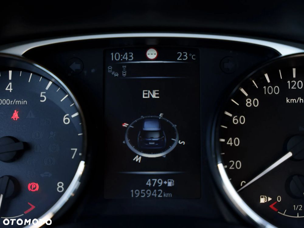 Nissan X-Trail - 28