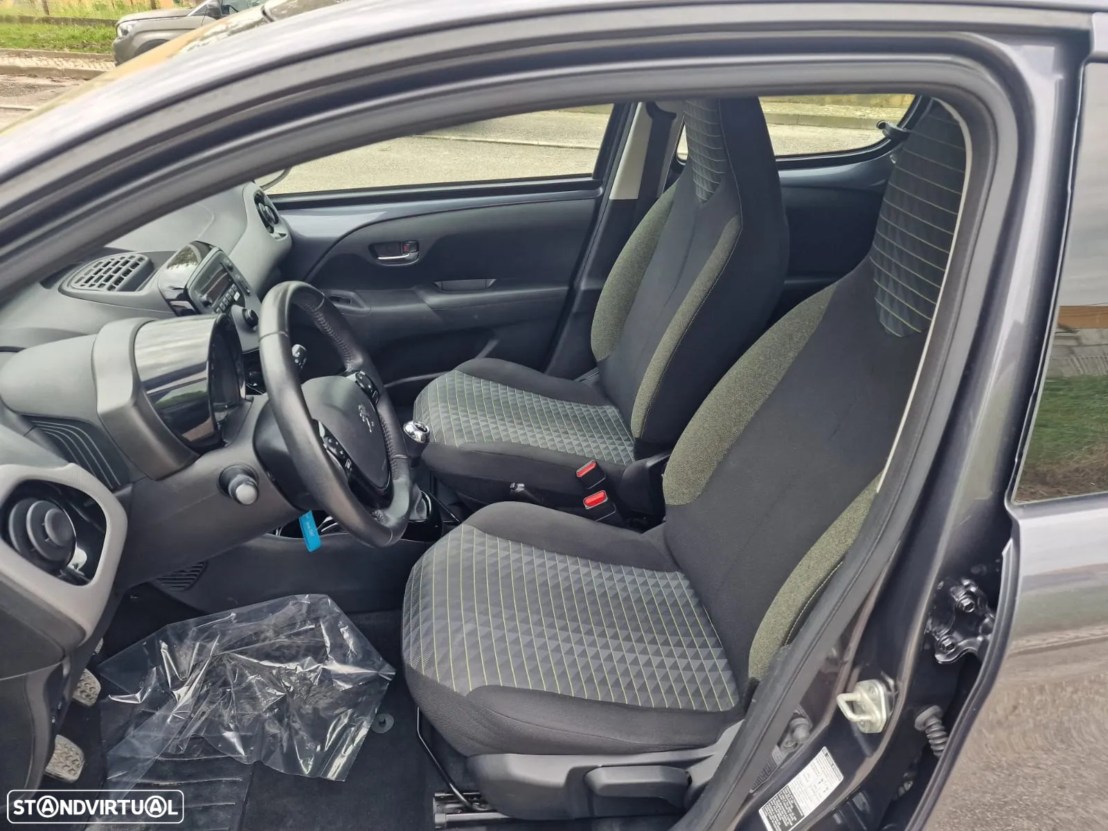 Peugeot 108 1.0 VTi Allure - 9