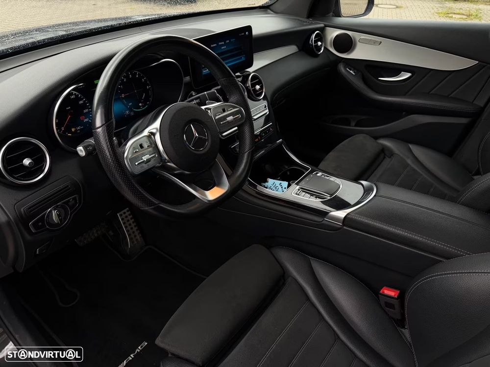 Mercedes-Benz GLC 300 de Coupe 4Matic 9G-TRONIC AMG Line - 4