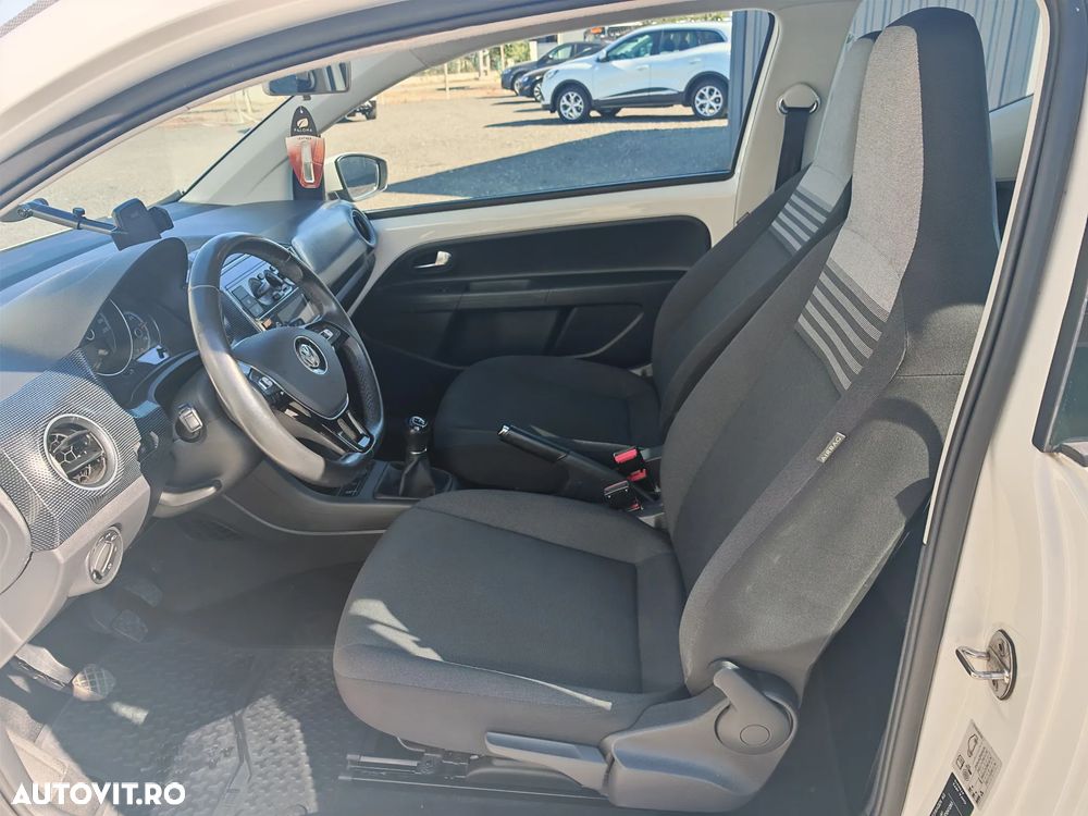 Volkswagen up! 1.0 BMT Move - 9