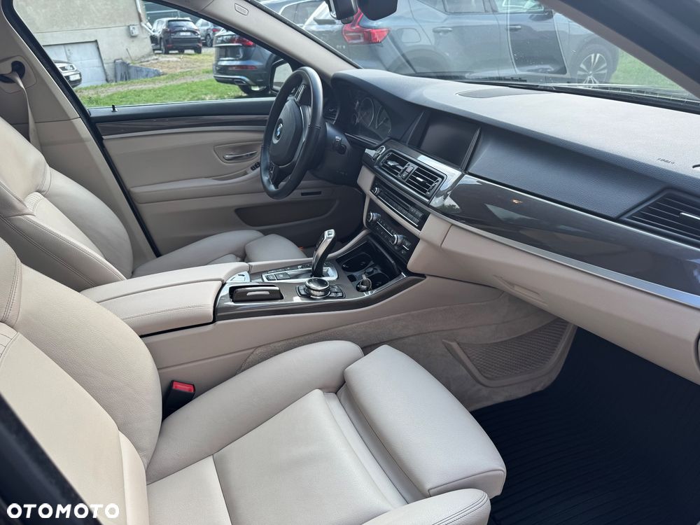 BMW Seria 5 - 21