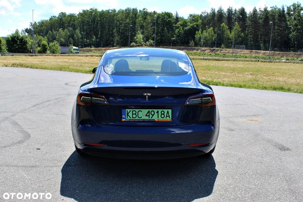 Tesla Model 3 RWD Hinterradantrieb - 4