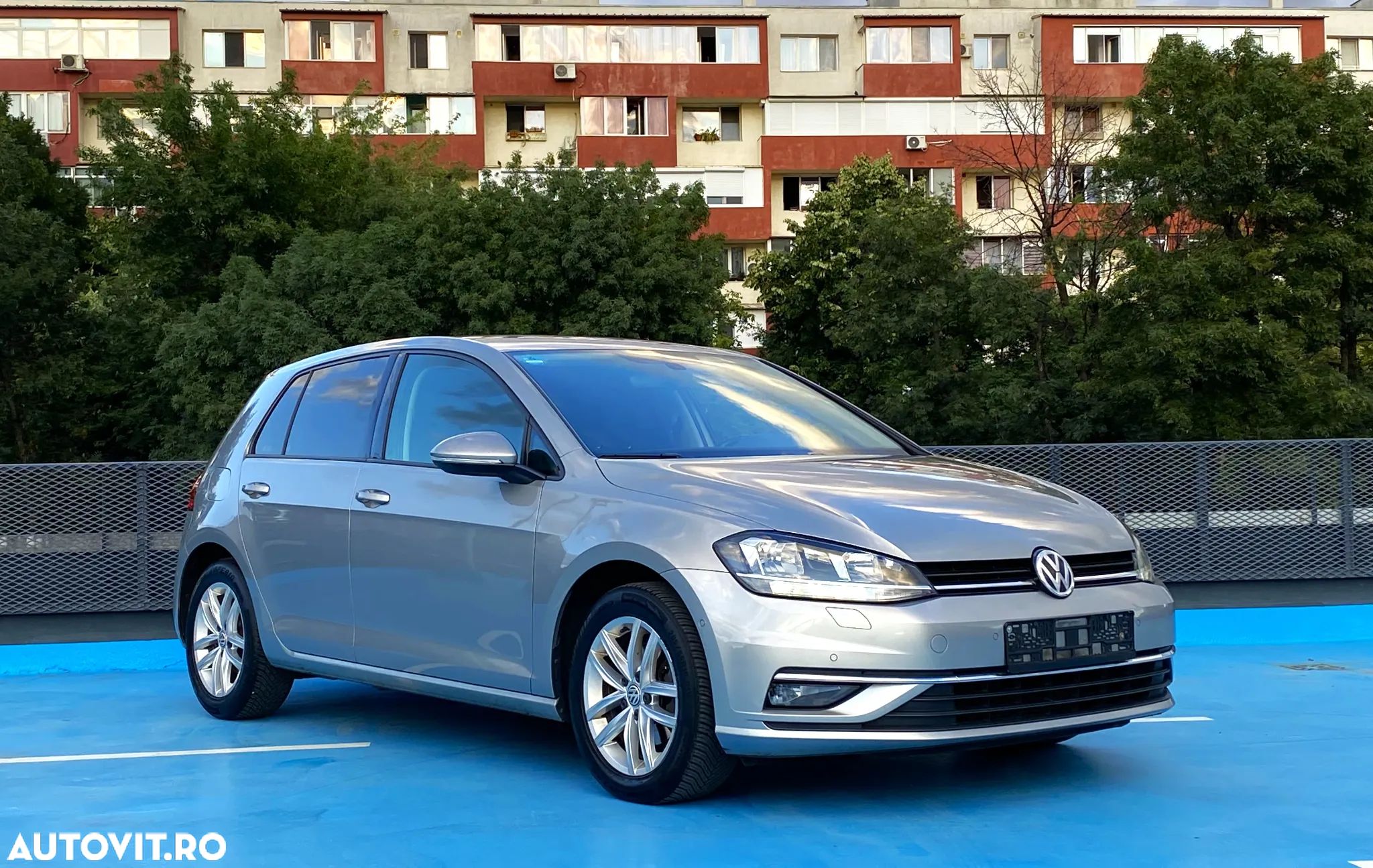 Volkswagen Golf 1.4 TSI (BlueMotion Technology) DSG Highline - 1