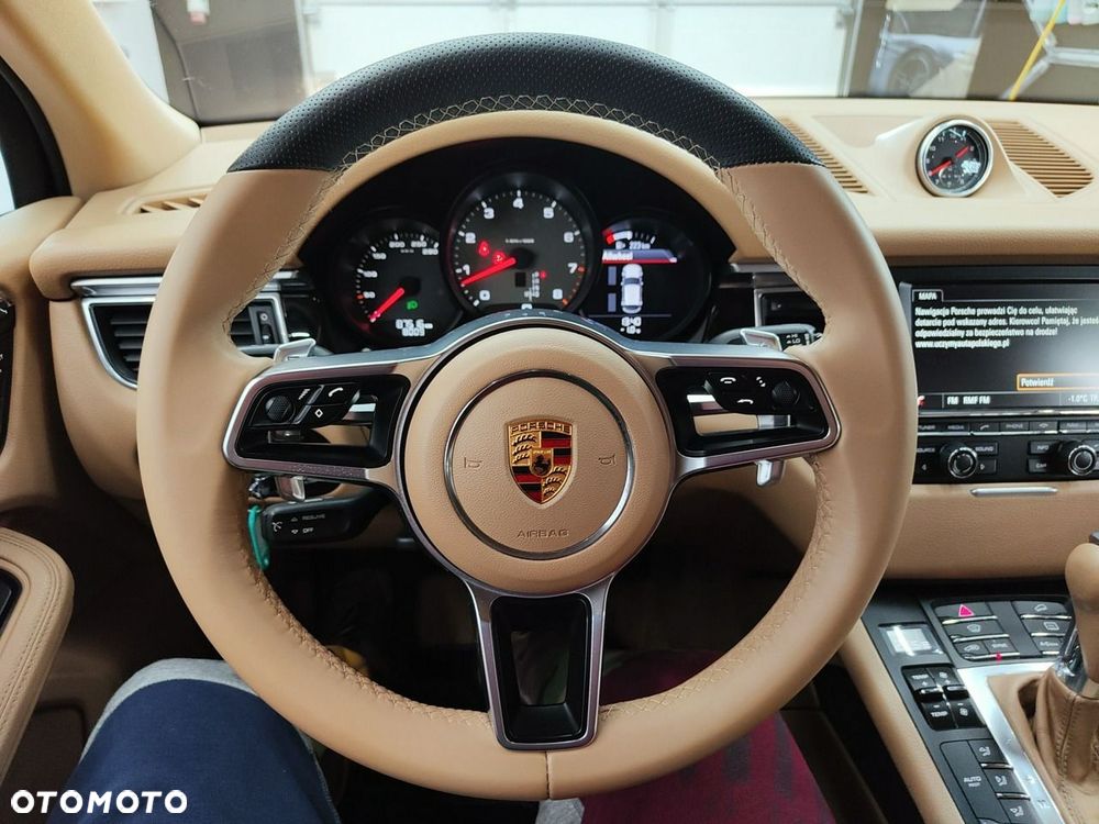 Porsche Macan S - 9