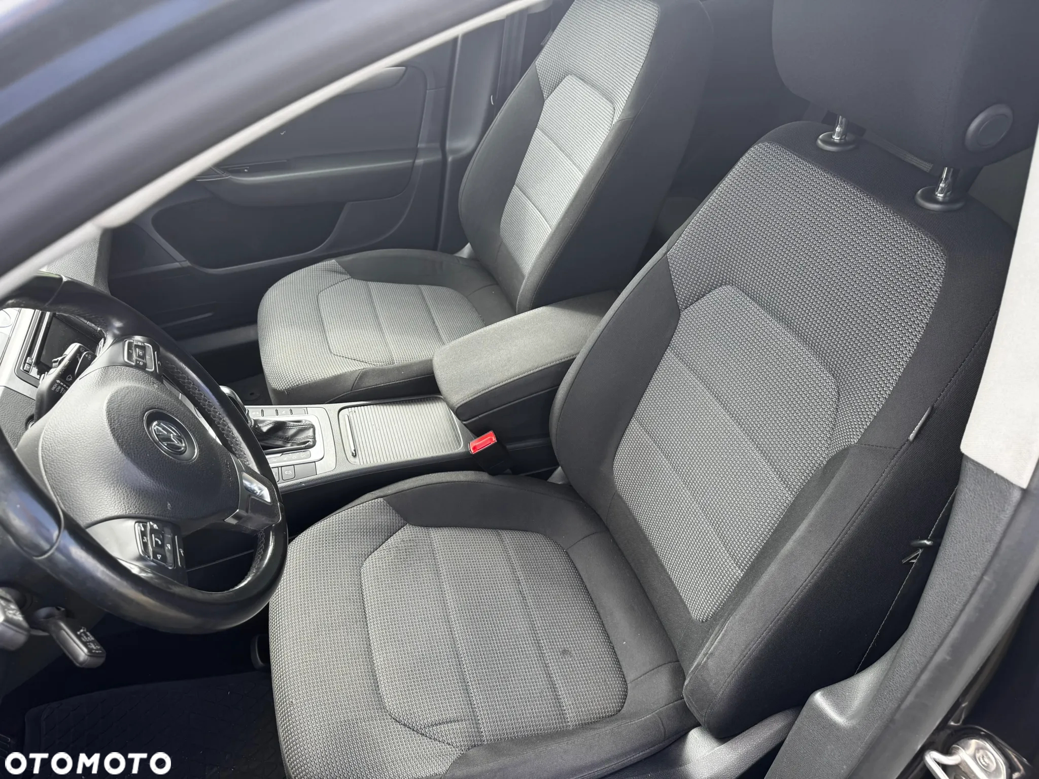 Volkswagen Passat Variant 2.0 Blue TDI DSG SCR Highline - 24