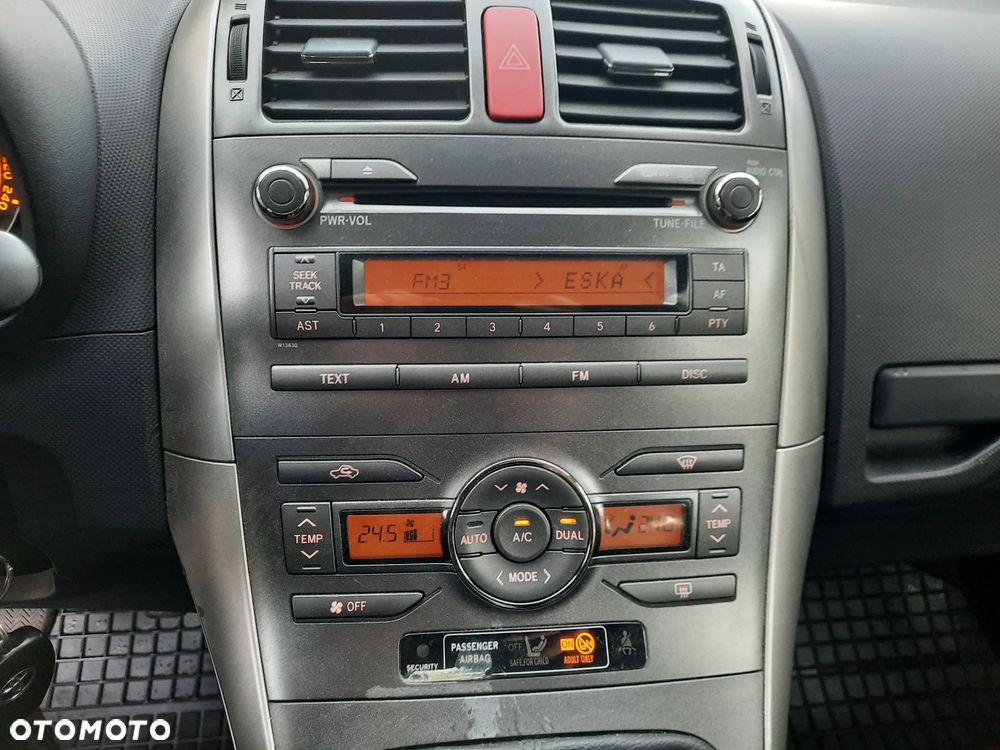 Toyota Auris 1.33 VVT-i Life - 18