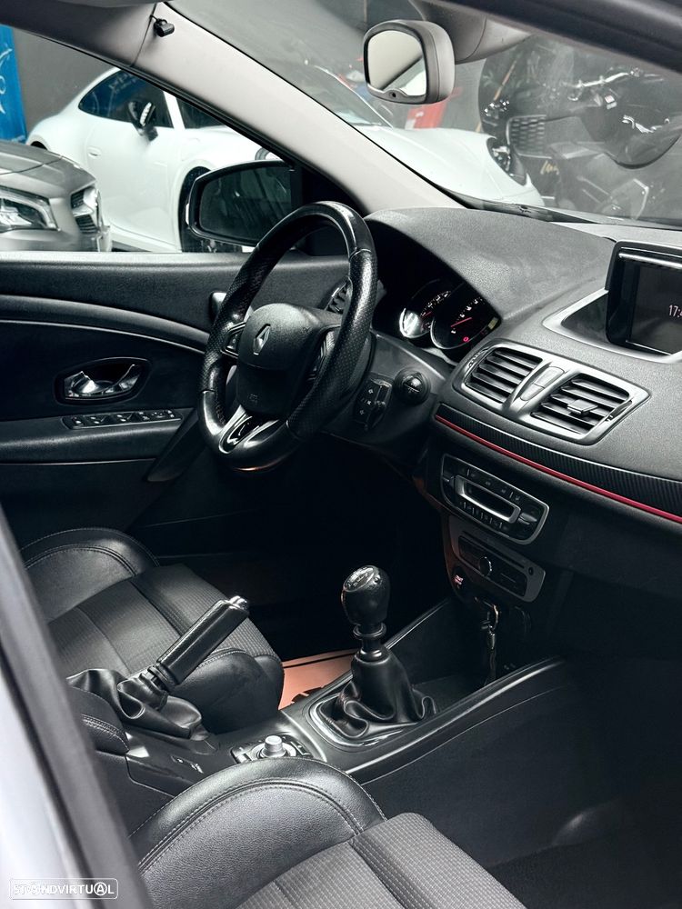 Renault Mégane Sport Tourer 1.5 Blue dCi GT Line - 3