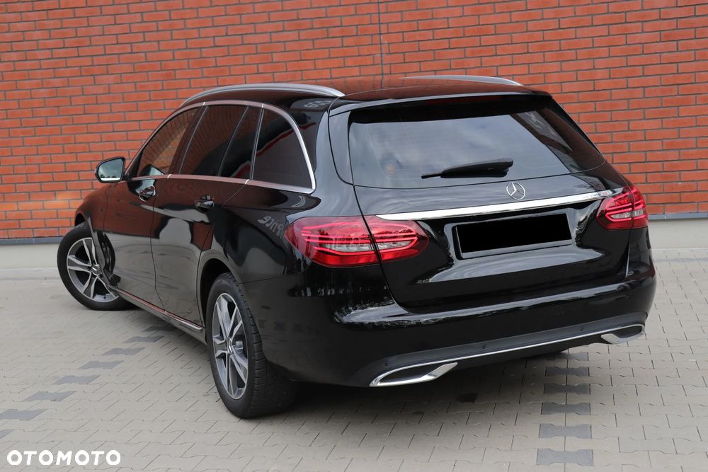 Mercedes-Benz Klasa C 220 d 9G-TRONIC Edition 19 - 4