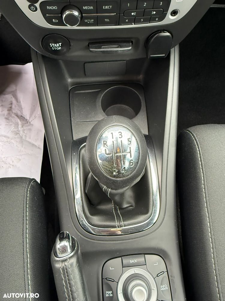 Renault Megane ENERGY dCi 110 LIMITED - 27