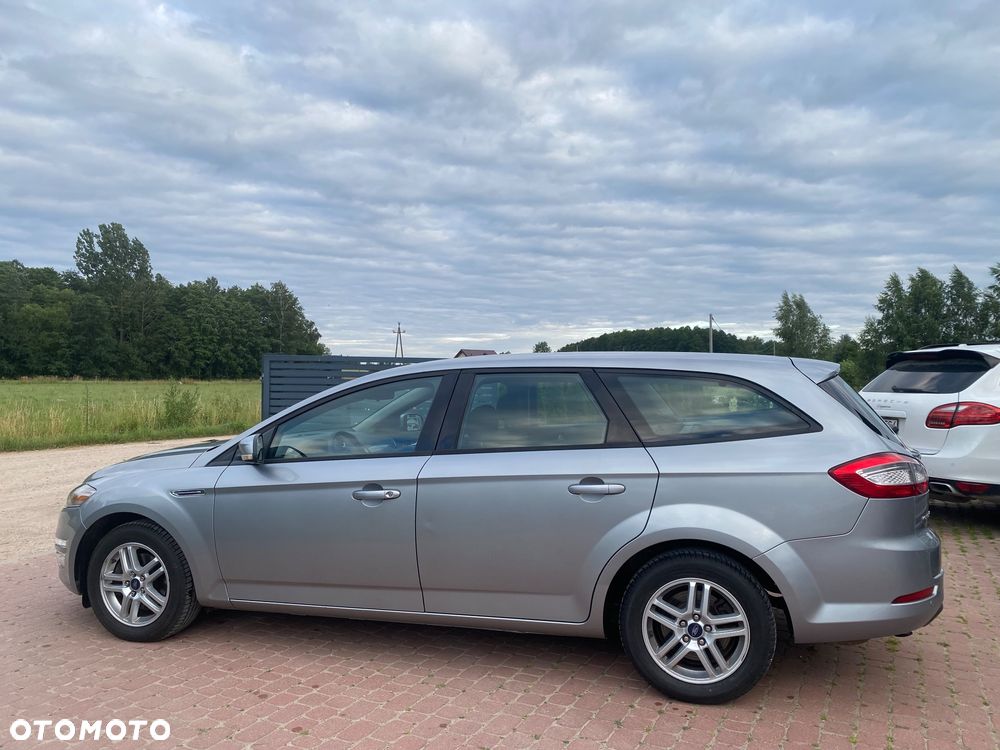 Ford Mondeo - 21