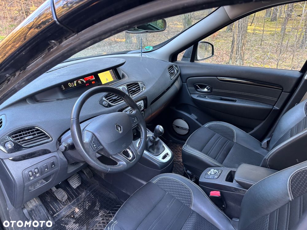 Renault Scenic Energy TCe 130 S&S Xmod Bose Edition - 11