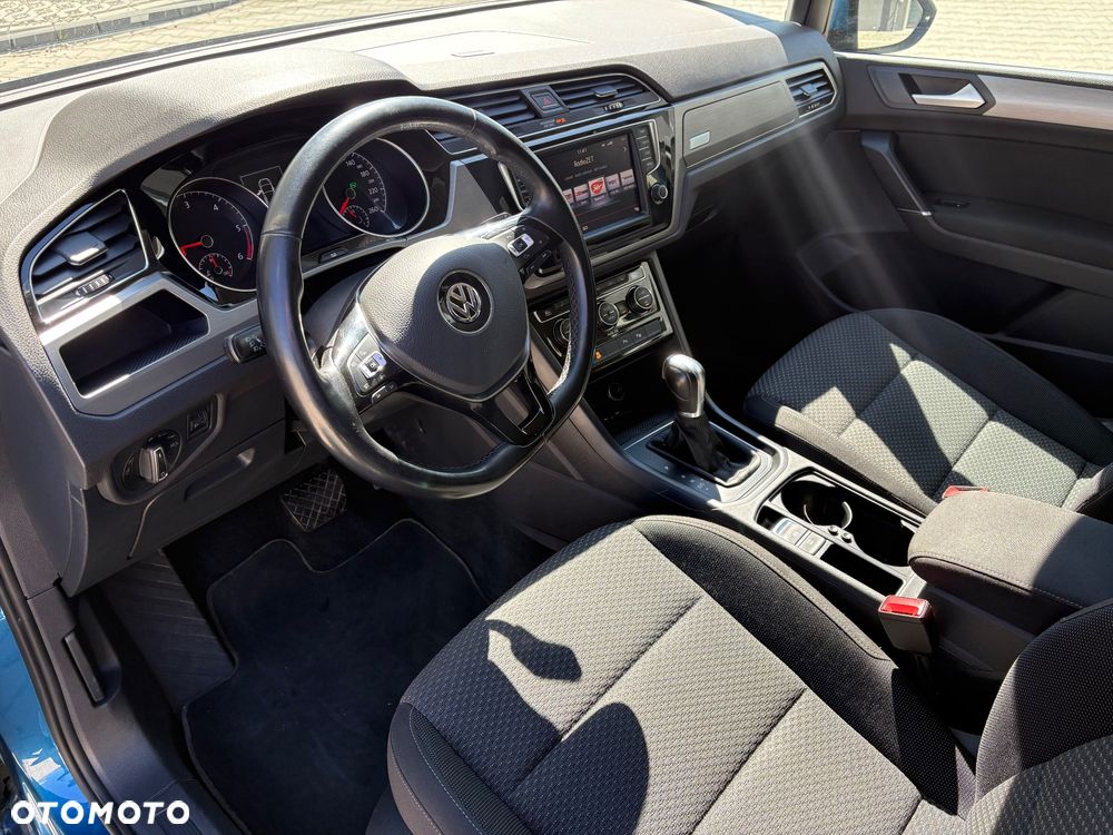 Volkswagen Touran 2.0 TDI BMT Special Edition DSG - 9