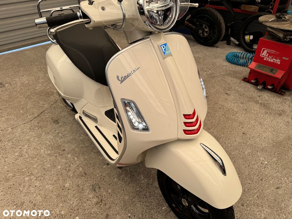 Vespa GTS - 12