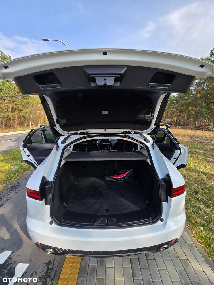 Jaguar E-Pace 2.0 i4D AWD R-Dynamic HSE - 26