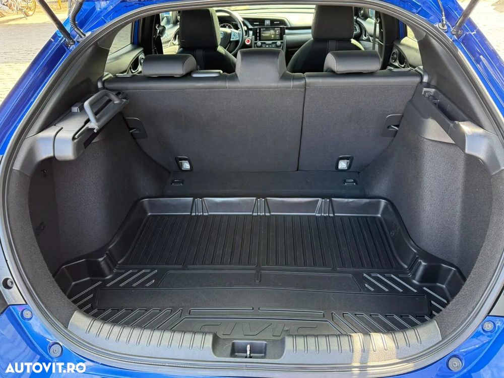 Honda Civic 1.5 VTEC Turbo Sport Plus - 11