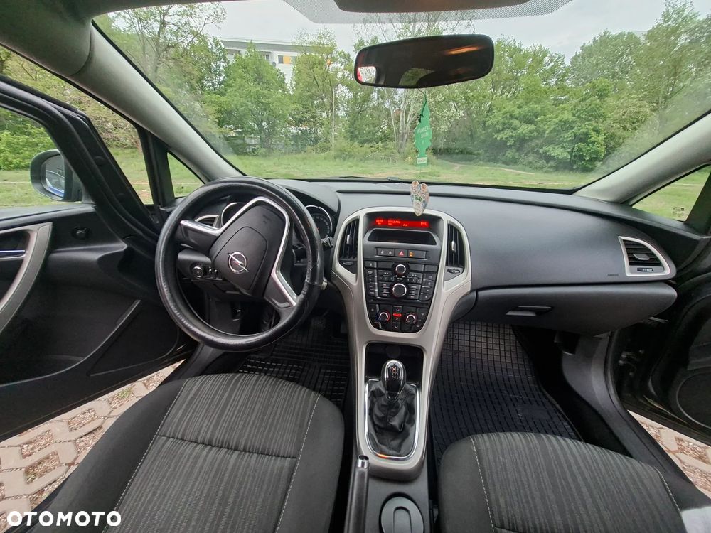 Opel Astra - 12