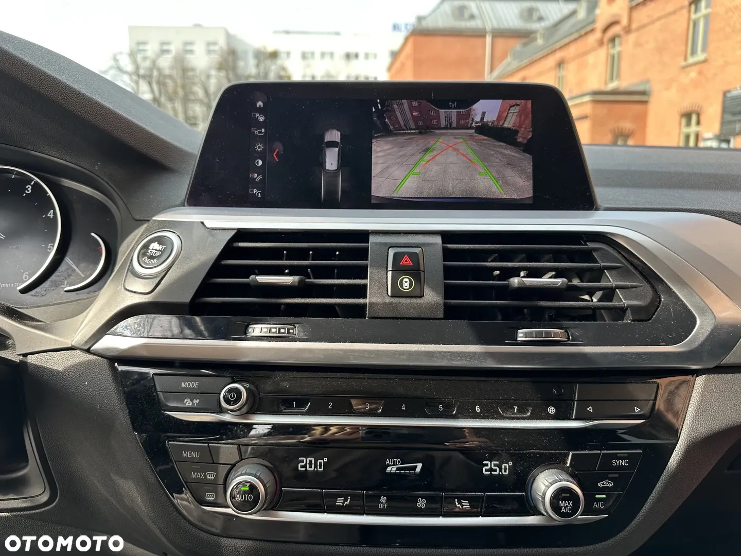 BMW X3 sDrive18d Business Edition - 27