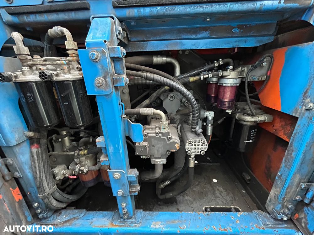 Hitachi ZX490LCH-6 - 11