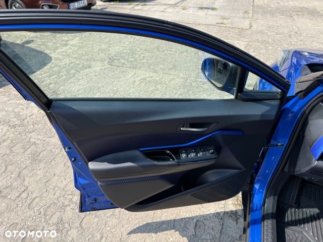 Toyota C-HR Style - 9