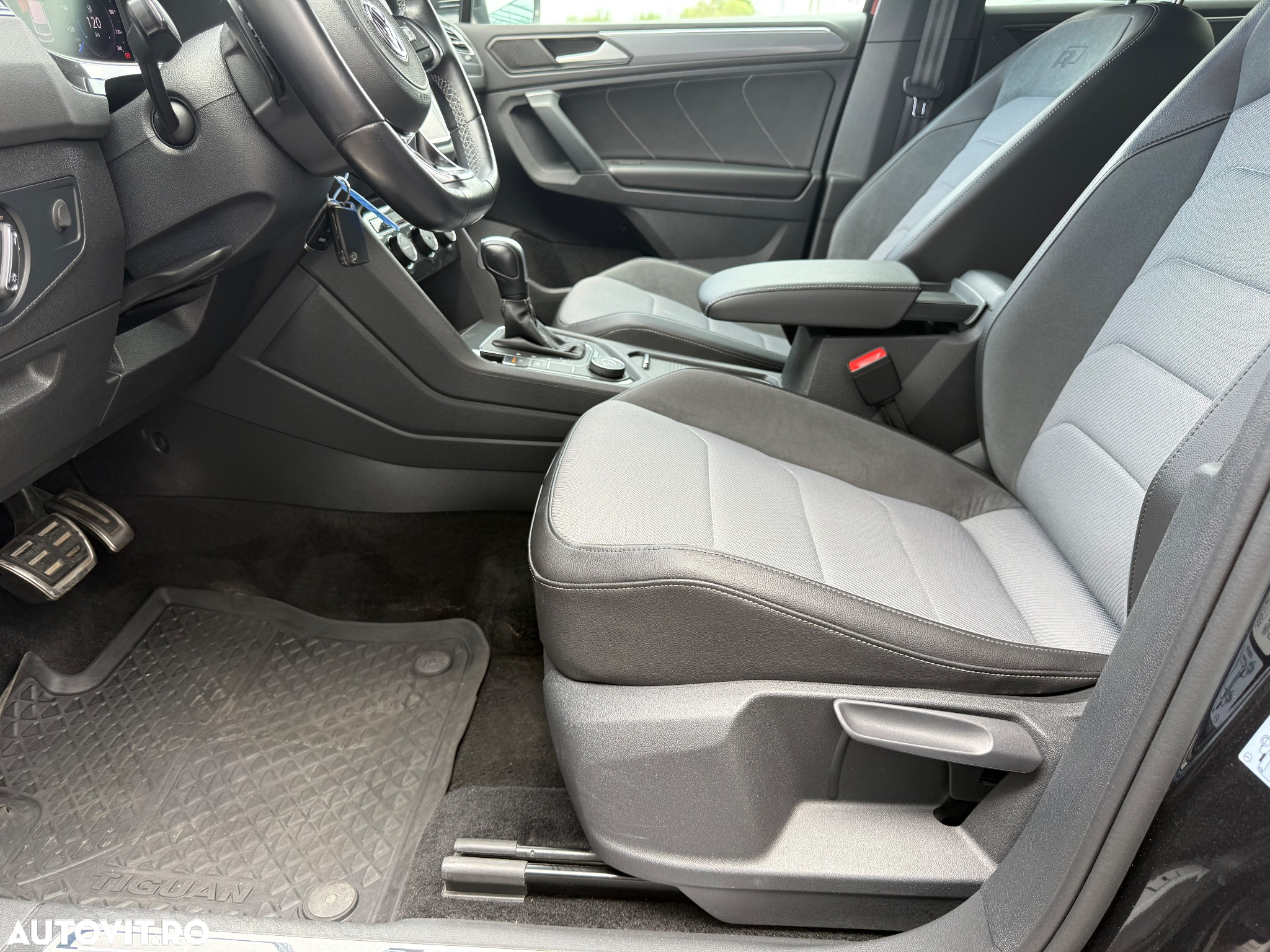Volkswagen Tiguan 2.0 TDI DSG 4Mot Highline - 12