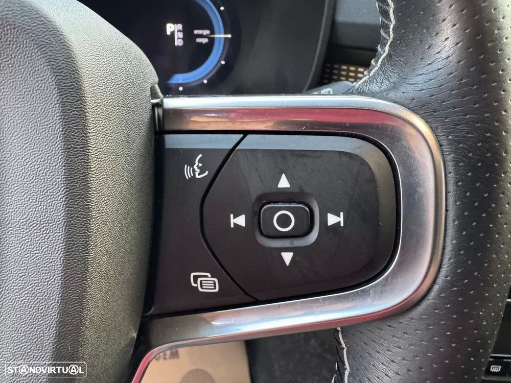 Volvo XC 40 P8 AWD Recharge RDesign - 35