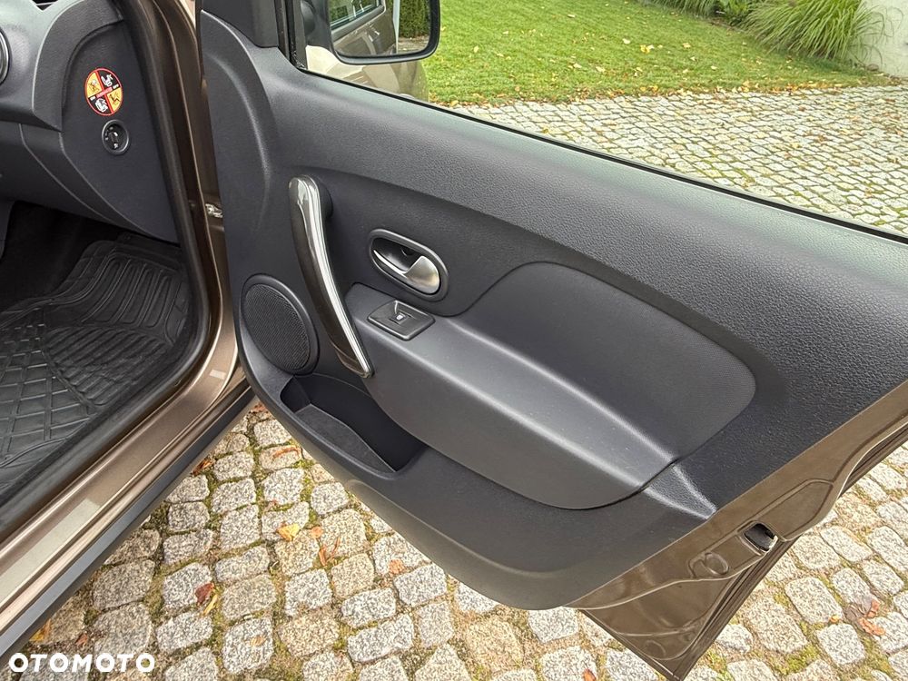 Dacia Sandero Stepway 0.9 TCe Laureate S&S EU6 - 24