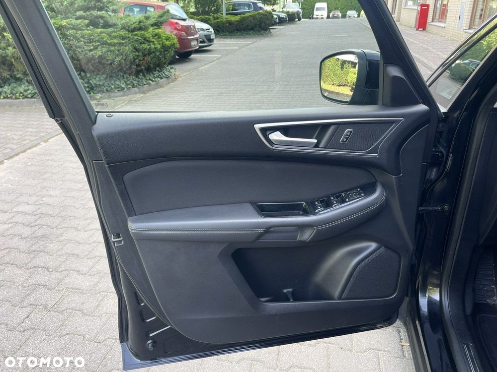 Ford S-Max - 18