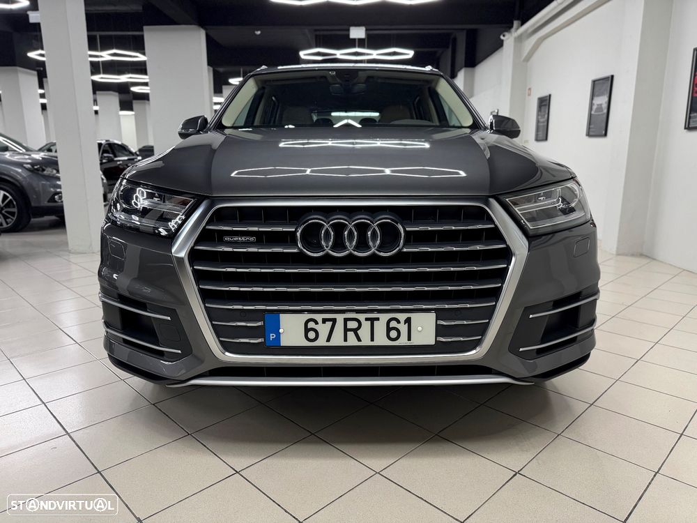 Audi Q7 3.0 TDI quattro tiptronic 7L - 15