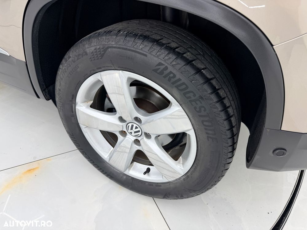 Volkswagen Tiguan 2.0 TDI DPF BMT Sport&Style - 9