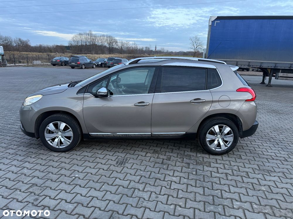 Peugeot 2008 120 VTI Allure - 5